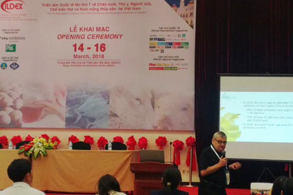 dr-michel-guillaume-at-ildex-vietnam-2 Dr Michel Guillaume at ILDEX vietnam